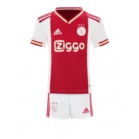 Ajax Fotballklær Hjemmedraktsett Barn 2022-23 Kortermet (+ korte bukser)